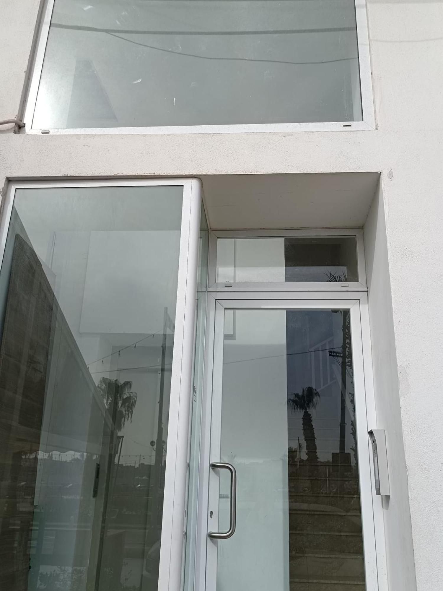 Seafront Beautifully Furnished 2 Bedrooms Gogzr-3 Gzira Exterior foto